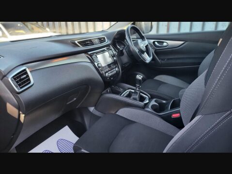 Nissan Qashqai N-CONNECTA DIG-T 3