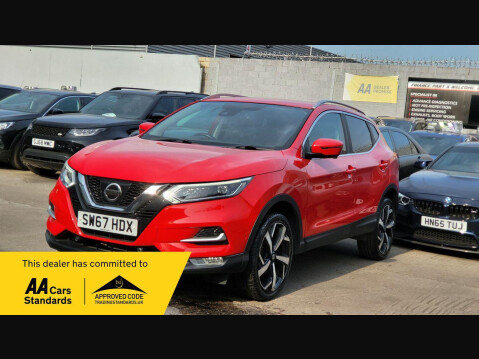 Nissan Qashqai TEKNA DIG-T 1
