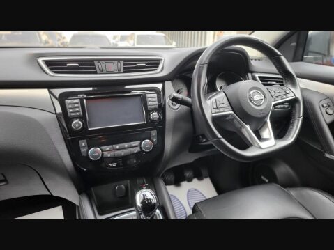 Nissan Qashqai TEKNA DIG-T 13