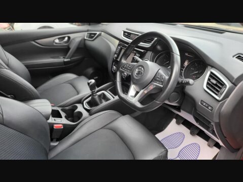Nissan Qashqai TEKNA DIG-T 2