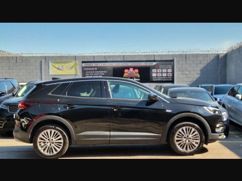 Vauxhall Grandland X SPORT NAV S/S 9