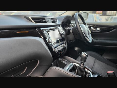 Nissan Qashqai N-CONNECTA DIG-T 12
