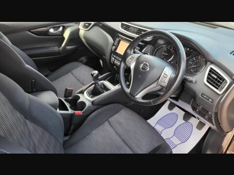Nissan Qashqai N-CONNECTA DIG-T 42