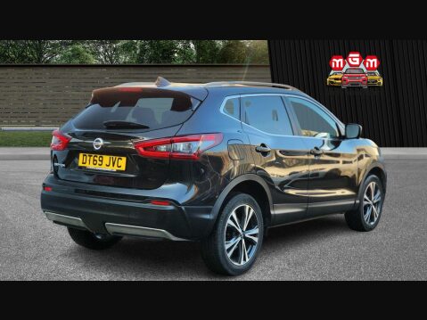 Nissan Qashqai DIG-T N-CONNECTA 11