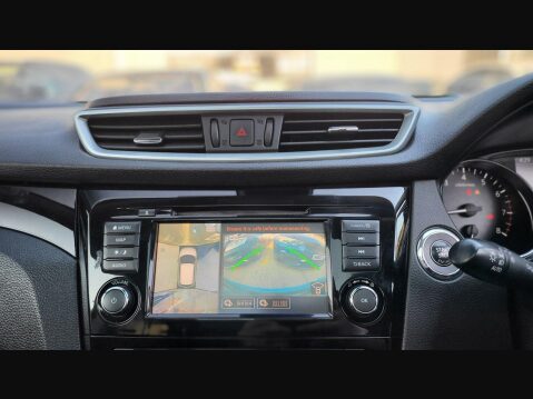 Nissan Qashqai DIG-T N-CONNECTA 3