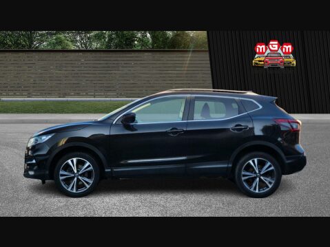 Nissan Qashqai DIG-T N-CONNECTA 8