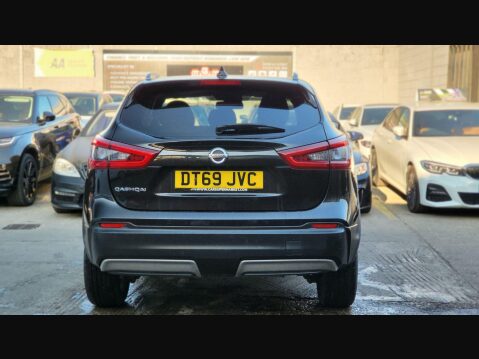Nissan Qashqai DIG-T N-CONNECTA 9