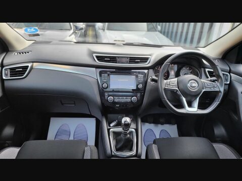 Nissan Qashqai N-CONNECTA DIG-T 13