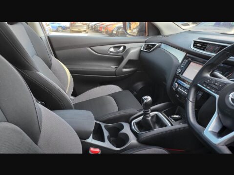 Nissan Qashqai N-CONNECTA DIG-T 18