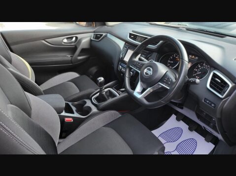 Nissan Qashqai N-CONNECTA DIG-T 3