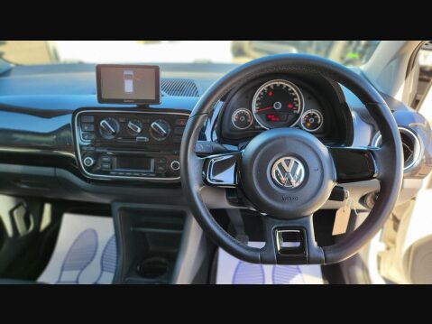 Volkswagen Up HIGH UP 15