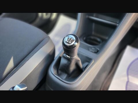 Volkswagen Up HIGH UP 16