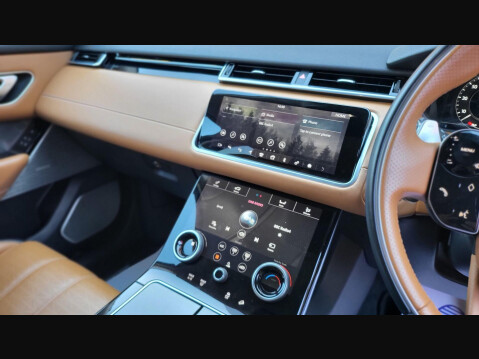 Land Rover Range Rover Velar R-DYNAMIC HSE 23