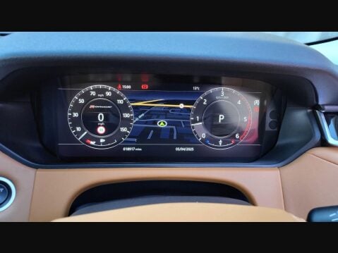 Land Rover Range Rover Velar R-DYNAMIC HSE 24