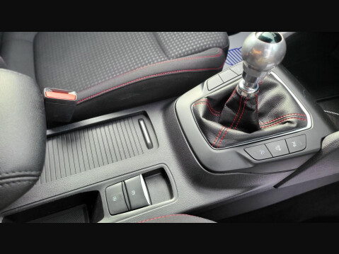 Ford Focus ST-LINE 17