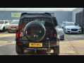 Land Rover Defender X-DYNAMIC SE 9