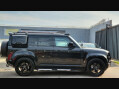 Land Rover Defender X-DYNAMIC SE 10
