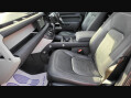 Land Rover Defender X-DYNAMIC SE 42