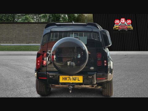 Land Rover Defender X-DYNAMIC SE 8