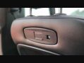 Land Rover Defender X-DYNAMIC SE 23
