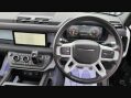 Land Rover Defender X-DYNAMIC SE 38