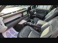 Land Rover Defender X-DYNAMIC SE 40