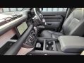 Land Rover Defender X-DYNAMIC SE 42