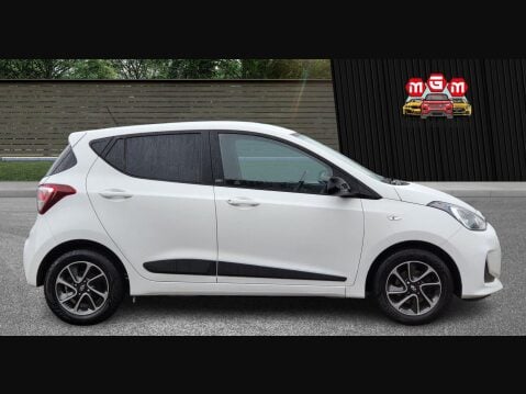 Hyundai i10 GO SE 9