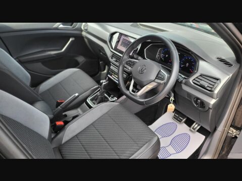 Volkswagen T-Cross R-LINE TSI DSG 4
