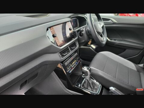 Volkswagen T-Cross R-LINE TSI DSG 11
