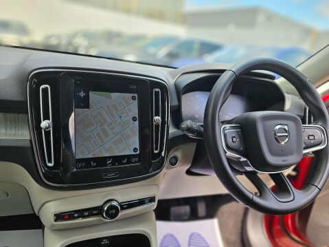 Volvo XC40 B4 INSCRIPTION AWD MHEV 29