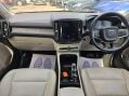 Volvo XC40 B4 INSCRIPTION AWD MHEV 4