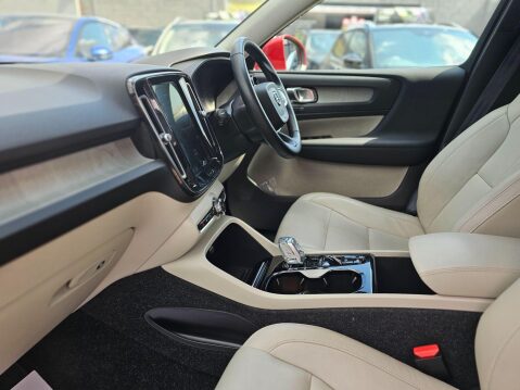Volvo XC40 B4 INSCRIPTION AWD MHEV 35