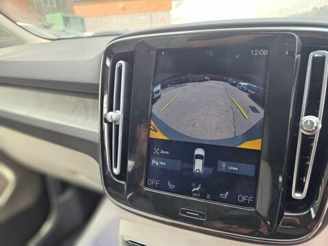 Volvo XC40 B4 INSCRIPTION AWD MHEV 31