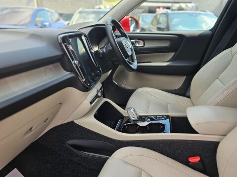 Volvo XC40 B4 INSCRIPTION AWD MHEV 35