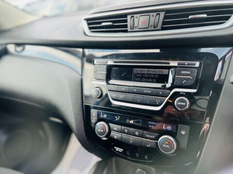 Nissan Qashqai ACENTA DIG-T 15