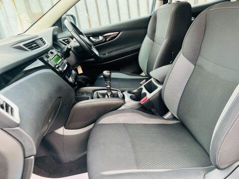 Nissan Qashqai ACENTA DIG-T 23