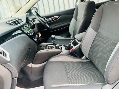 Nissan Qashqai ACENTA DIG-T 23