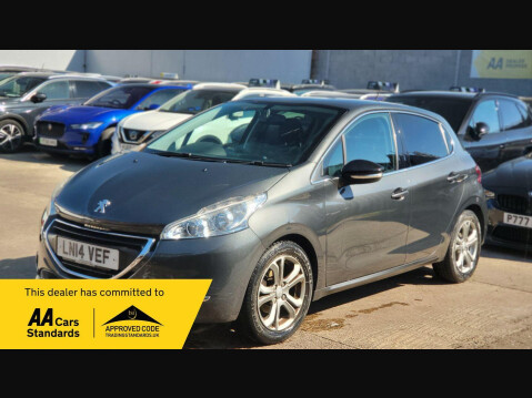 Peugeot 208 ALLURE 1