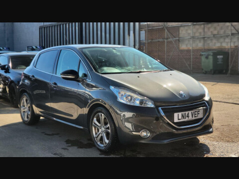 Peugeot 208 ALLURE 3