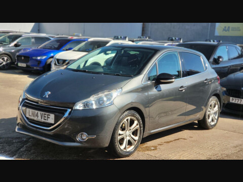Peugeot 208 ALLURE 6