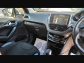 Peugeot 208 ALLURE 14