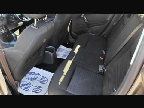 Peugeot 208 ALLURE 17