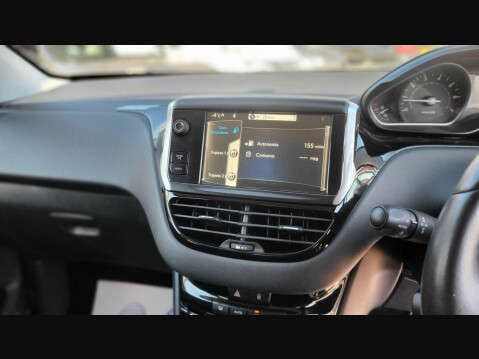 Peugeot 208 ALLURE 22