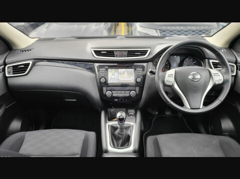 Nissan Qashqai N-CONNECTA DIG-T 12