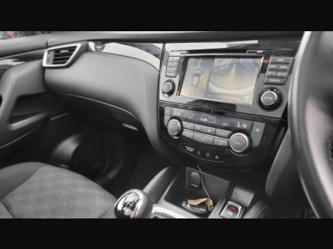 Nissan Qashqai N-CONNECTA DIG-T 17