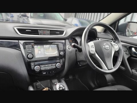 Nissan Qashqai N-CONNECTA DIG-T 13
