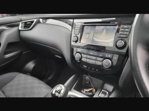 Nissan Qashqai N-CONNECTA DIG-T 17