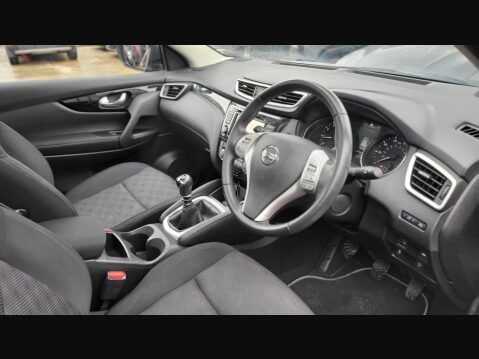Nissan Qashqai N-CONNECTA DIG-T 14