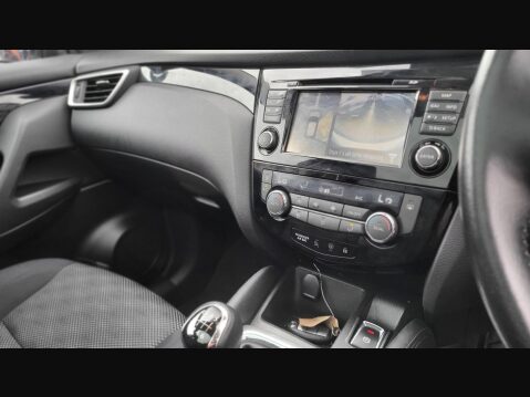 Nissan Qashqai N-CONNECTA DIG-T 17